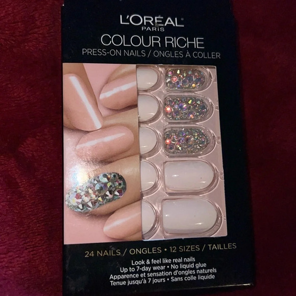 L'Oreal Paris  Colour Riche Press On Nails Glitter - Picture 3 of 8